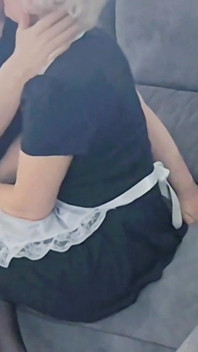 Maid This Makes Fuck the Pussy and the Ass and Receives a Cum Face