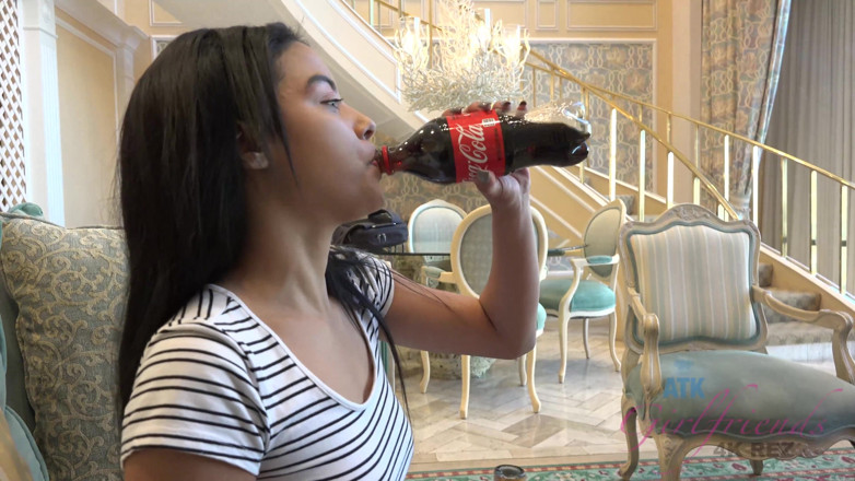 ATK Fans (Girlfriends): Vacanza virtuale a las vegas con maya bijou parte 1