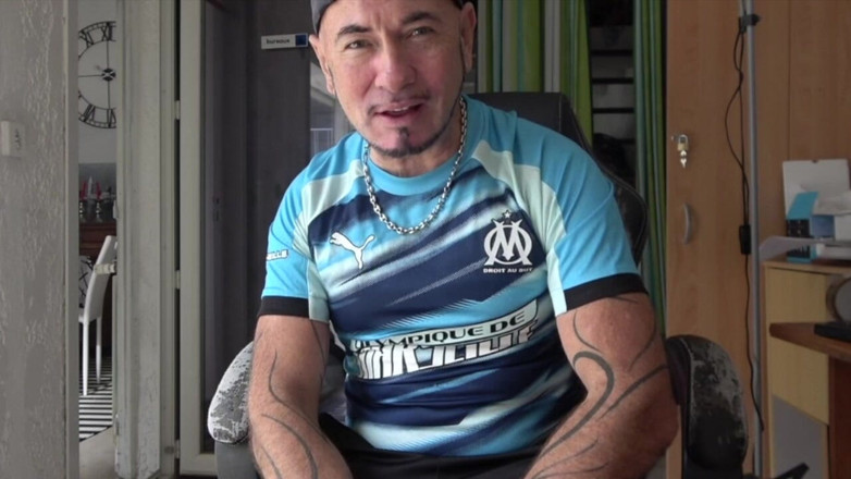 AMATOR BAREBACK FRENCH STUDIO: Bukkake Amateur with Gay Twinks Sucking All His Friends to...