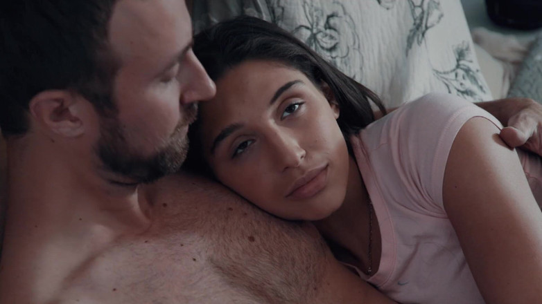 Sweet Sinner: Paparazzi sahnesi 1 onu memnun ediyor
