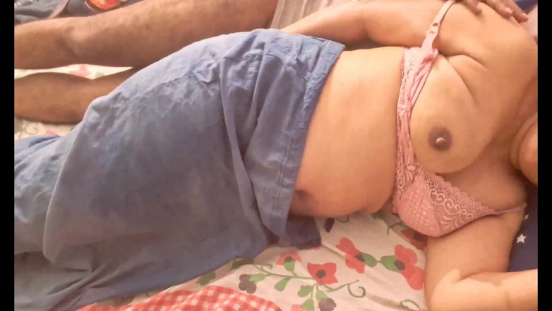 Sexy sindu: Najgorętsza żona zbliżenie seks z kochankiem