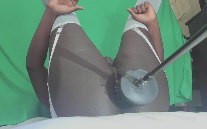 FataleFemboy: Sırtımda, ait olduğum yerde
