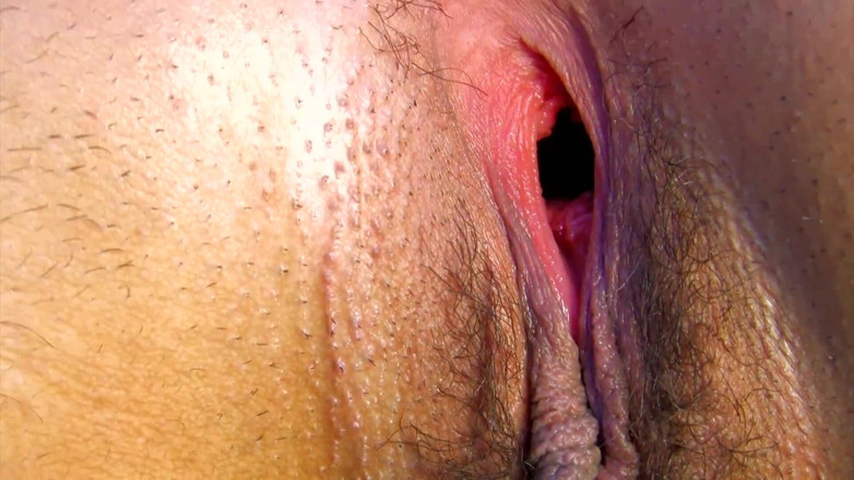 Gazongas: Stunning latina gets slammed on the beach