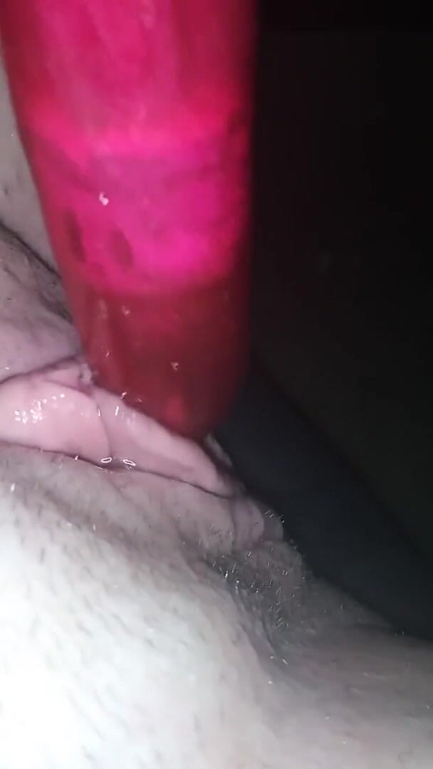 Gothik Girl: Azgın orta yaşlı seksi kız arkadaş mastürbasyon yapıyor