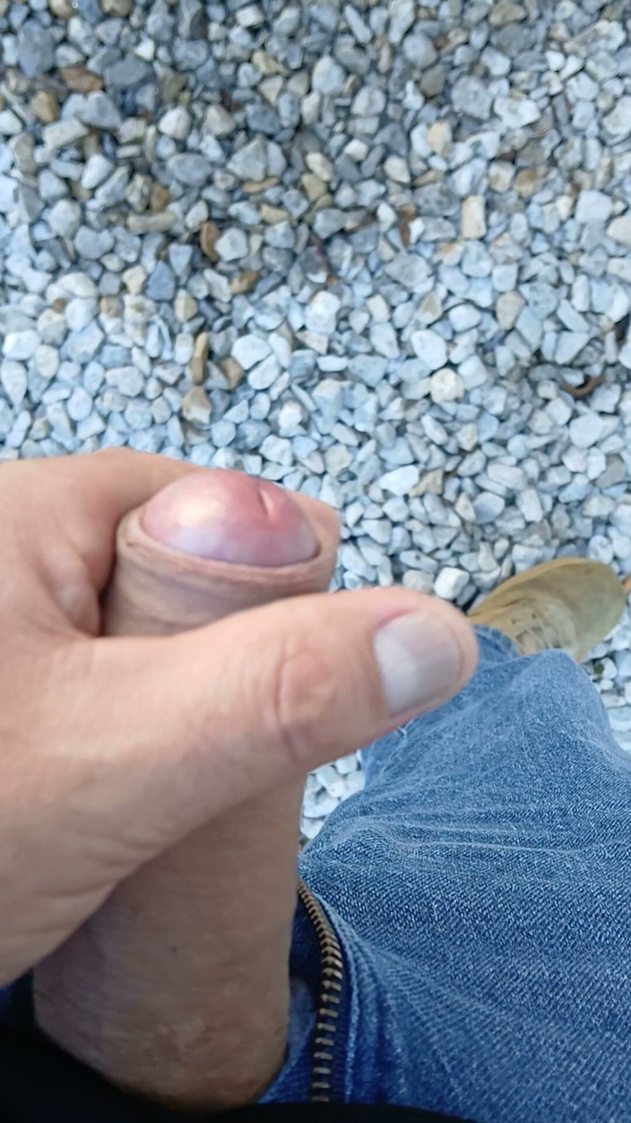 VERGA CON LUNAR: Sikimin başka bir harika videosu, işiyor ve mastürbasyon yapıyor