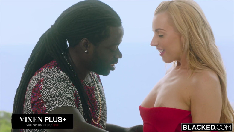 Blacked: Blacked makelaar Lexi Belle kan grote zwarte lul niet weerstaan
