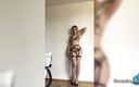 Dayana Ice: Underbar blondin i underkläder anordnade en fotografering online