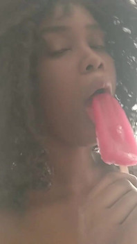 Melting Lips...