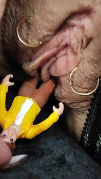 Giantess Maid Pussy