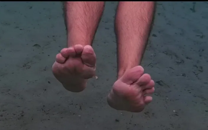 Manlyfoot: Walking Around on Those, What Do You Call 'em? Oh, Feet -...