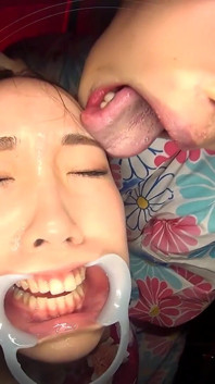 새 해 스페셜: 살리바에 흠뻑 젖은 얼굴 - 나나, 사쿠와 함께하는 레즈, 본디지, 페티쉬