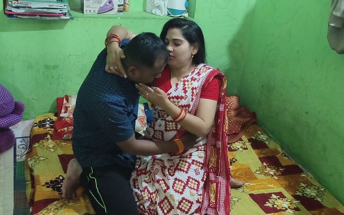 Sona bhabhi: Heiße bengalische dorffrau fickt hart mit ihrem Devar