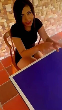 Güzel arbnb yöneticisiyle sevişiyorum, oral seks yapıyorum ve dışarıda seks yapıyorum - FRED_NUNEXX