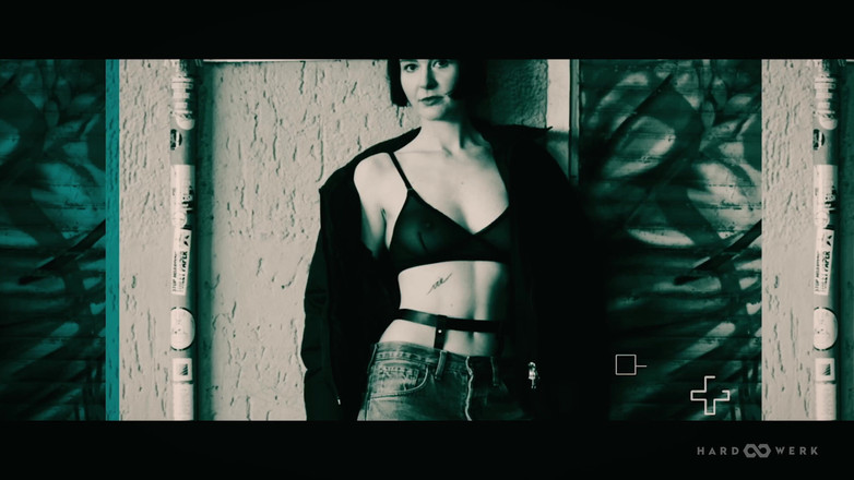 HardWerk: Demande-moi bang delfine