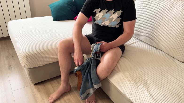 ArinaMills: Bystiga väns styvmamma utnyttjade ögonblicket och knullade mig - rysk amatör med...