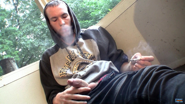 Straight naked thugs: Một khói &amp; một cú vuốt ve con cu