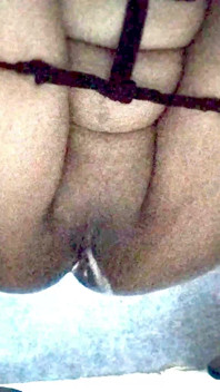 Tengok Bagaimana Adik tiri Saya Kencing Dari Pepeknya