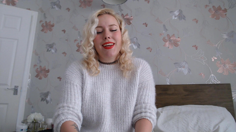 Ripley sweet studio: Latihan blowjob banci