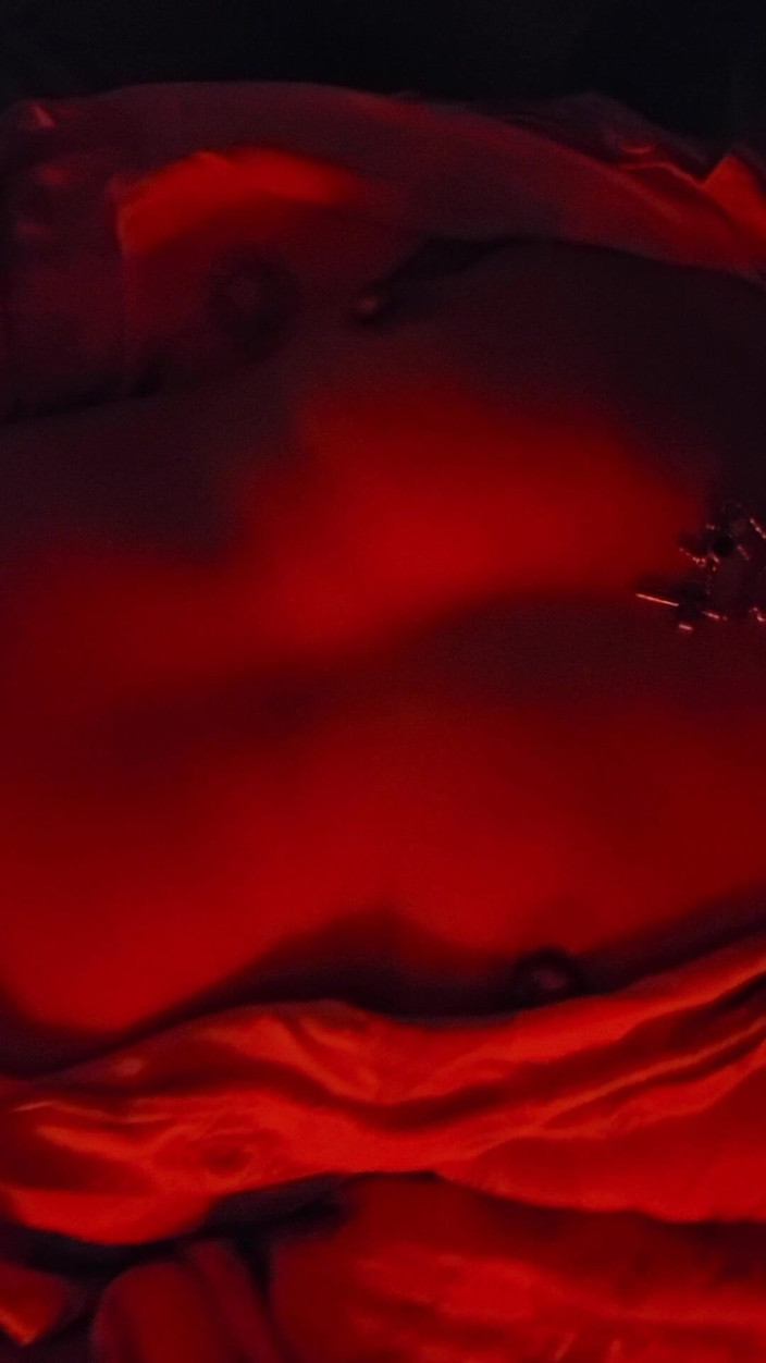 MajorDick: Yine Annemin Üstüne Yürüdüm.