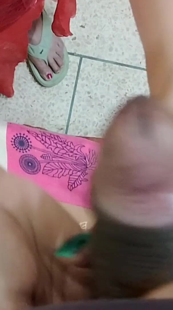aliabegum: Hot Nurse Needs a Sample of Your Semen Now!
