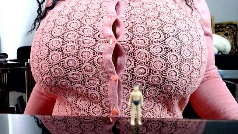 Maeling: Macro Man Giant Breast Comparison - Ebony Giantess Mael