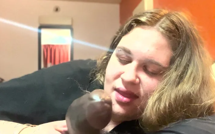 TrotzillaTheGod: Sexy blonde bbw enjoys black bull