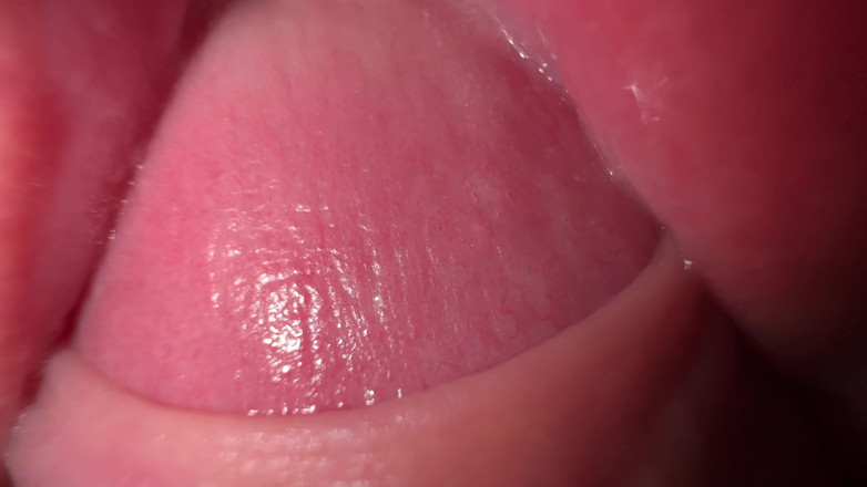Mia Foster: Extremely close up fuck tight teen pussy