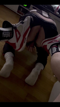 Sneakers - Cum Dump