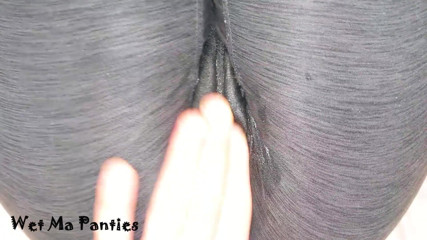 Wet ma panties: Sora vitregă sexy îl tachineazăcu noii ei pantaloni de yoga!! Partea 1