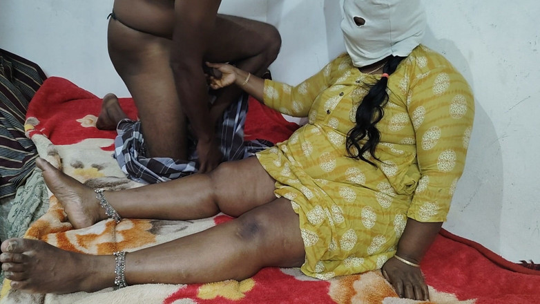 Santhi89: Tante India ngentot habis-habisan sama suami tamil house wife yang...