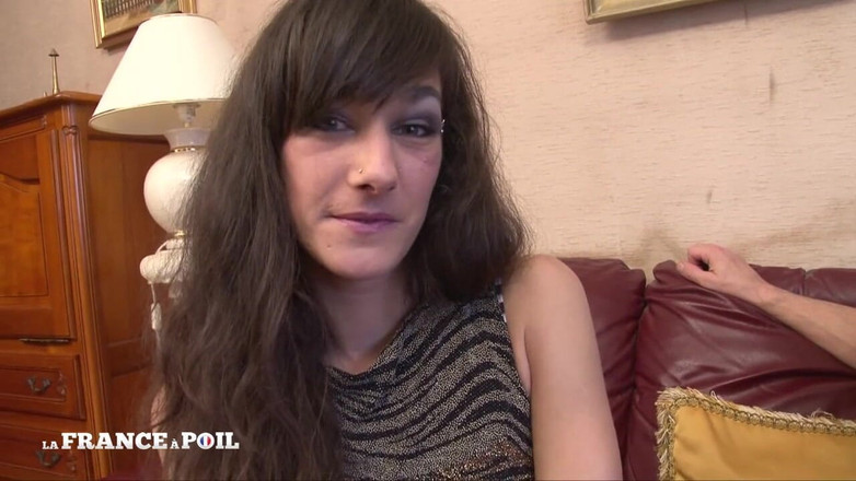 Girls Bang: Napalony francuski scumbag Palce dupek dziwki brunetki