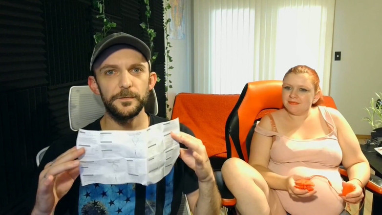 Sin Spice by Sophia Sinclair and Jasper Spice: Unboxing dan masturbasi puting BDSM Euwvdy