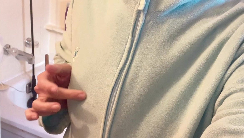 sweethanajapanese: कॉलेज गर्ल Hana चूत को खूबसूरती से मूत रही है वह प्यारी बेब है