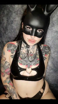 Sub and dom bunny