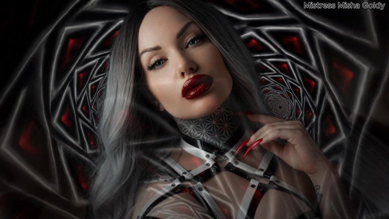 Goddess Misha Goldy: Proměnil se v mozkovou toaletu paní Mishy