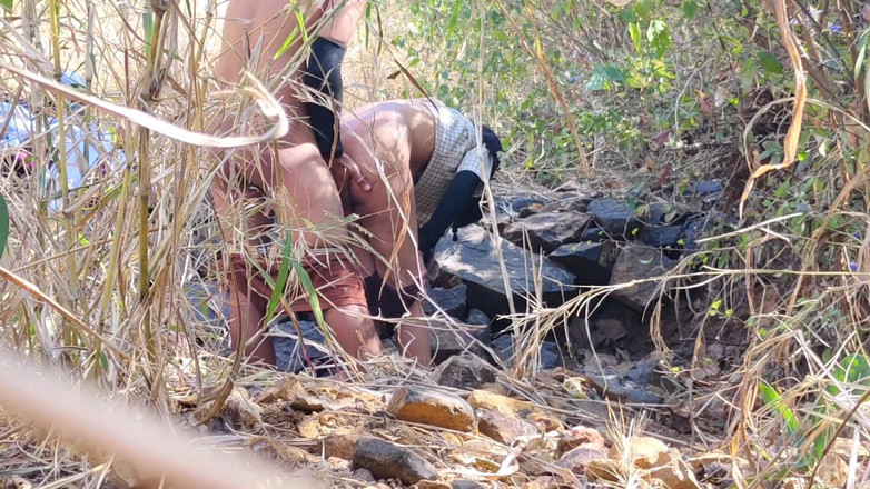 Sexy biwi: Pieprzyłem moją starą dziewczynę w lesie