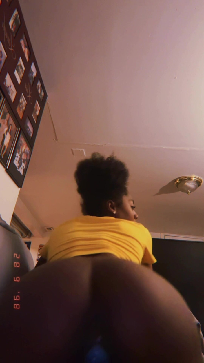 SupaHead_Jinxxx: 흑인 대물 자지에게 따먹히는 거유 밀프