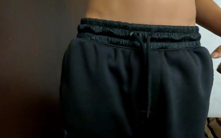 Officialztwink: Hot 19 Yeat Old Friend Showing Uncut Dick Schat
