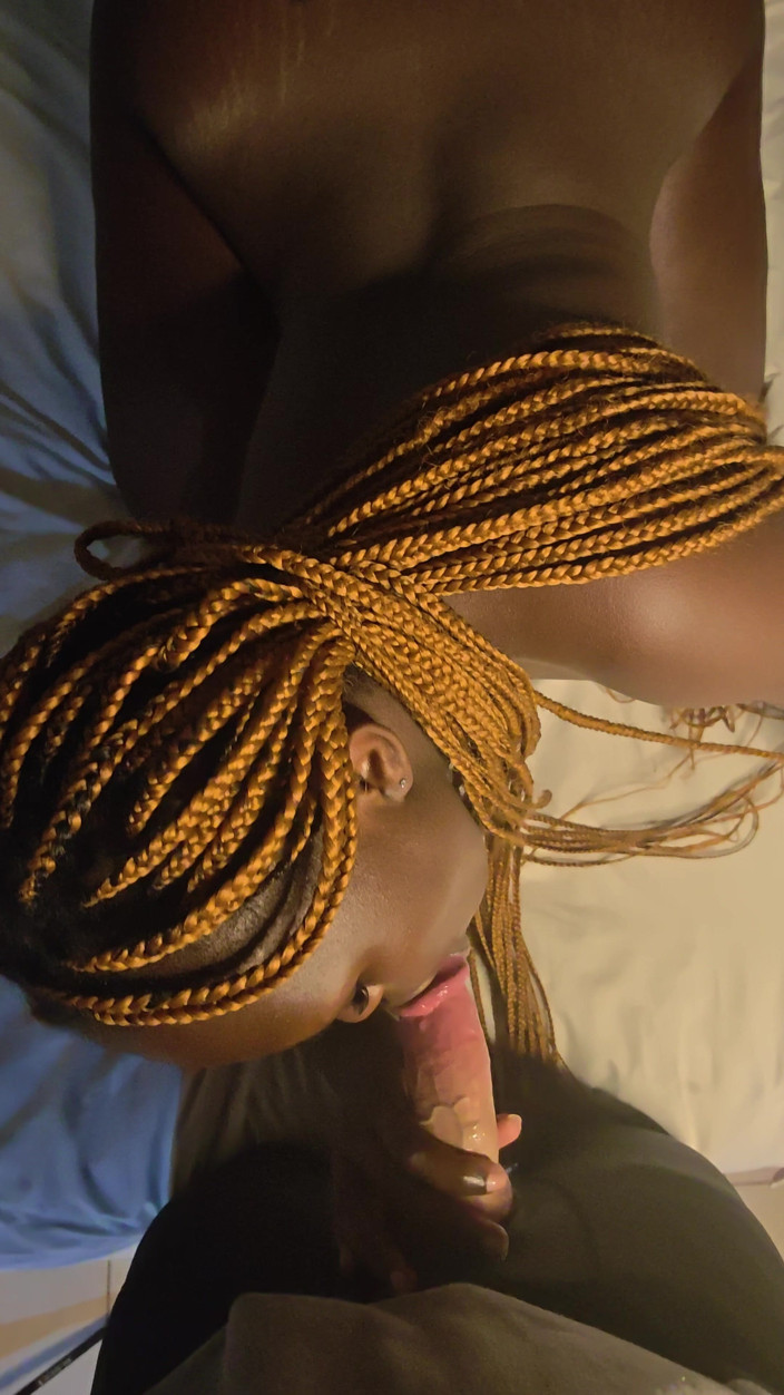 contrastcravingss: Big Ass Ebony Blowjob Cum Swallow