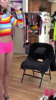 Bts - Vera King Stuns in Skimpy Looks and High Heels!