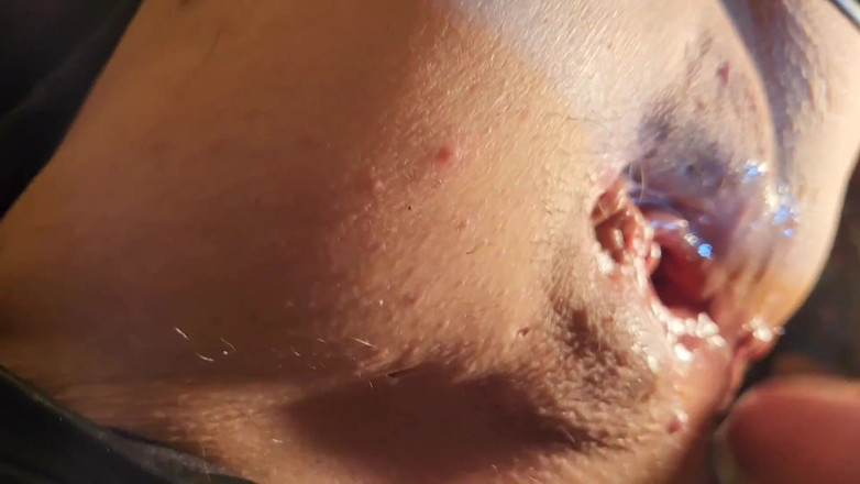 Gussfuss: चमड़े की चोदने लायक गुलाम की गांड में चुदाई