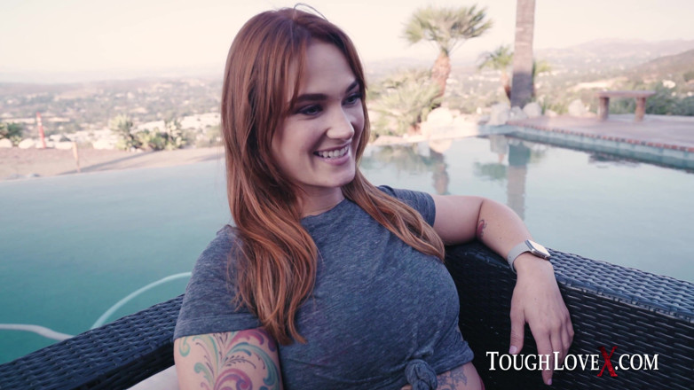 ToughLoveX: TOUGHLOVEX - Bastidores com Siri Dahl