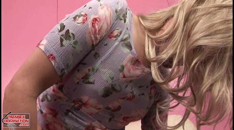 Transex domination: Jada Feminizes Danny