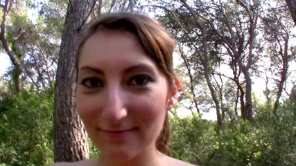 Content Candy: Sexy francouzská holka je ošukaná venku, protože byla nadržená