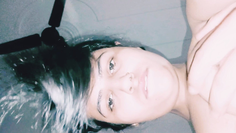 Hot Sis: Latika làm tình mạnh bạo đầy đủ