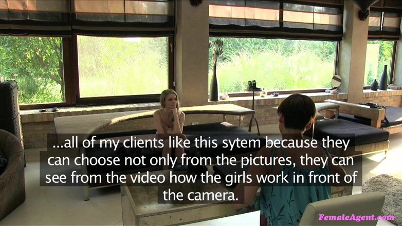 Female Agent: 여자 에이전트 - 그녀가 원하는 모든 보지와 자지를 따먹는 귀여운 금발