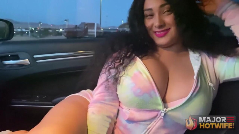 Rome Major Hot Wife: Jogging hotwife passeio de carro