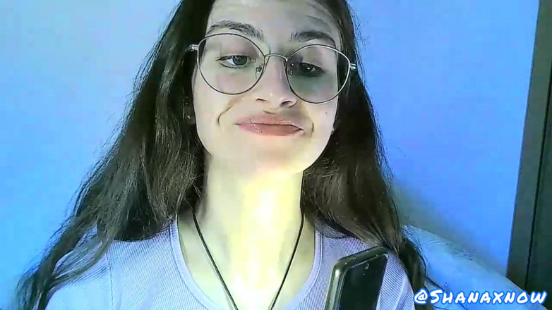 Shanaxnow: Live Fetish Play Snots &amp; Nose