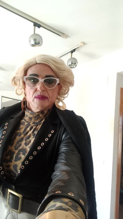 Blonde in Glassses