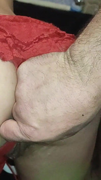 Lízání kundičky nadržené sněhové holky